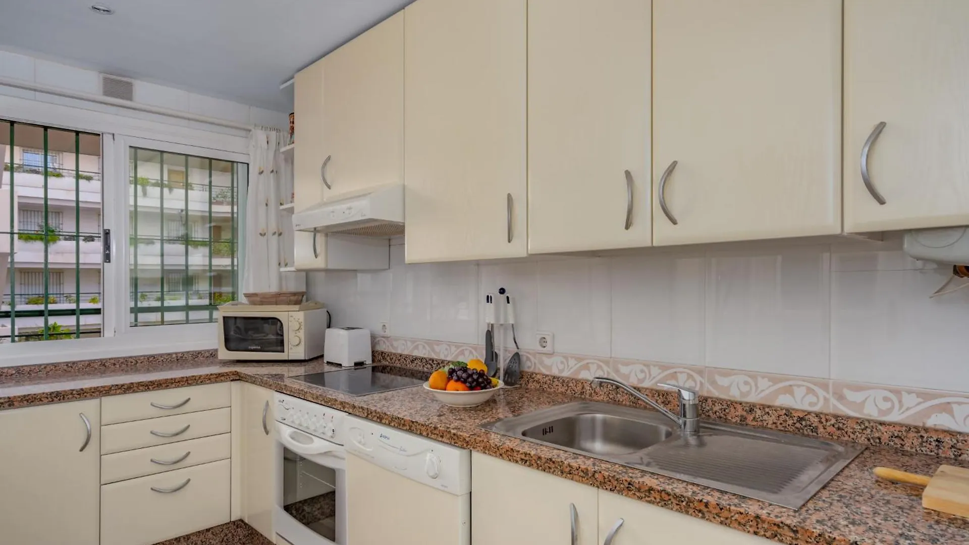 Guadalmina Dreamscape By Lica Homes 마르베야 0*,